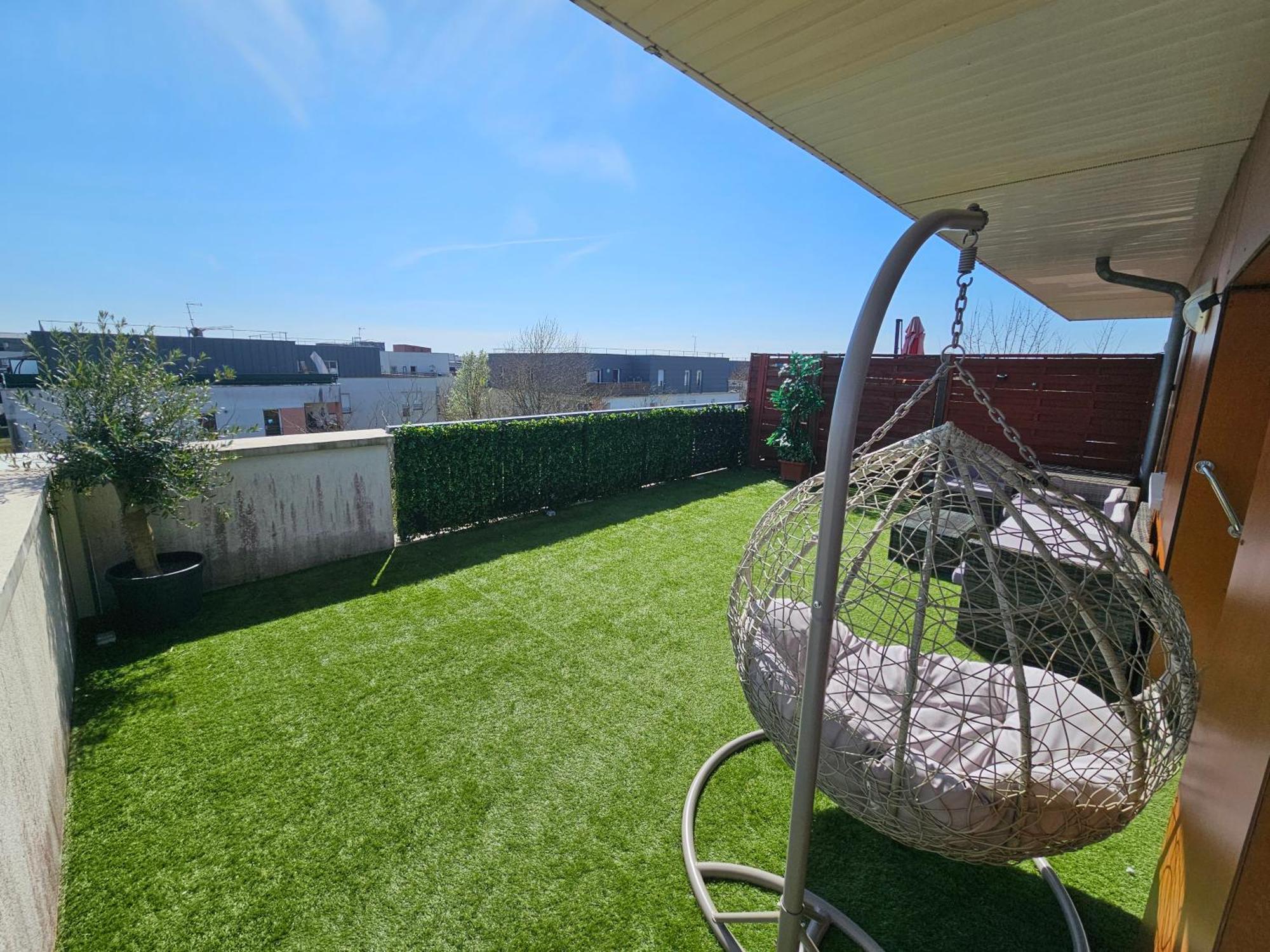 Stylish Rooftop Avec Terrasse A 2Pas De Disney Paris Montevrain Exterior photo
